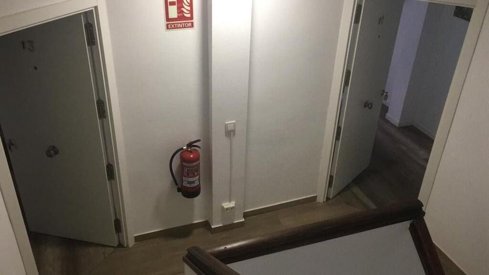 Hostal Olozaga Alicante Eksteriør billede
