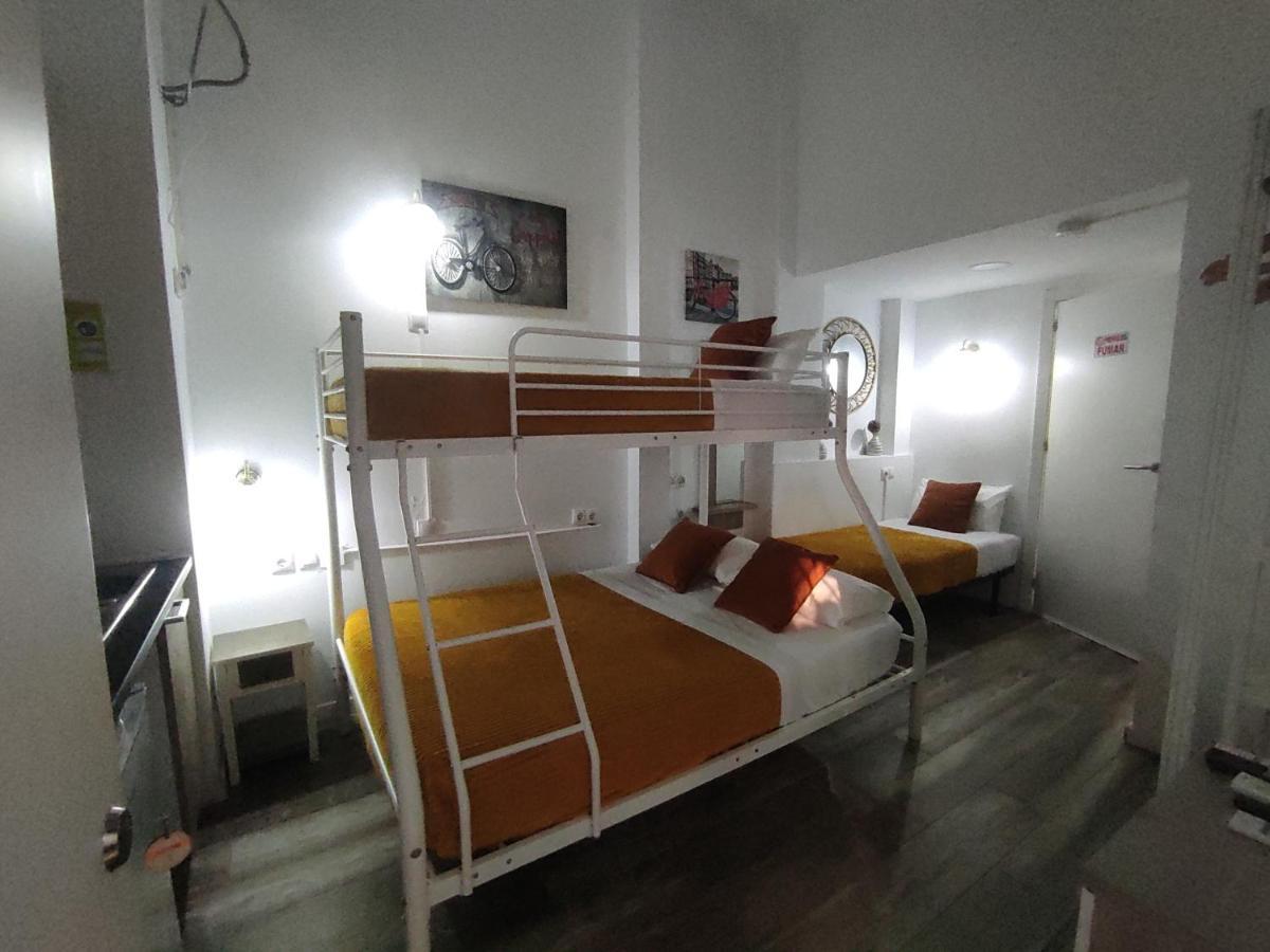 Hostal Olozaga Alicante Eksteriør billede